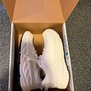 Hoka Bondi SR